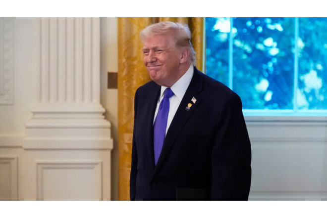 Qalmaqallı açıqlama: Tramp “Venesuela prezidentiyəm” dedi