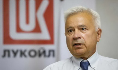 Azərbaycanlı iş adamını sarsıdan qərar: Nəhəng səhmlər bazara çıxarıldı