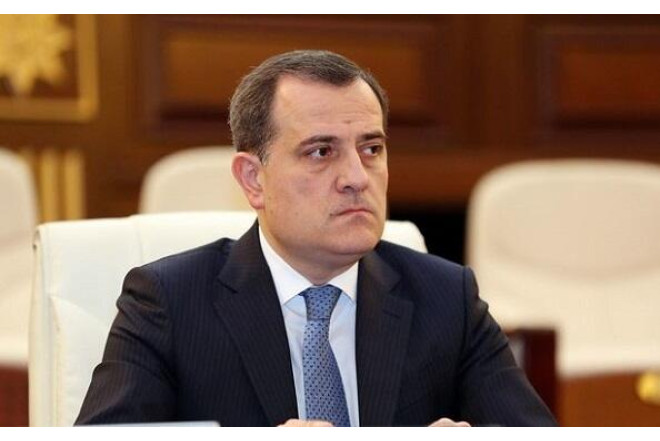 Ceyhun Bayramov venesuelalı həmkarı ilə danışıb 