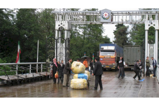 Azərbaycanda İran məhsulları bahalaşdı