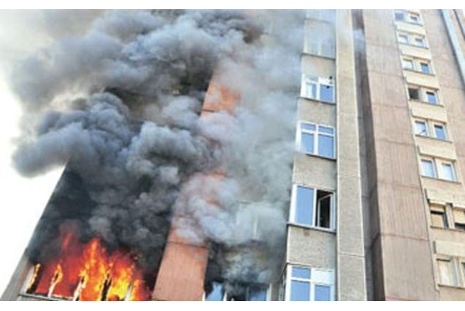 Binəqdədidəki yanğında 30 nəfər təxliyyə edilib - YENİLƏNİB