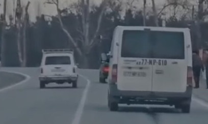 Sərxoş sürücü magistralda təhlükəli manevrlər etdi - VİDEO