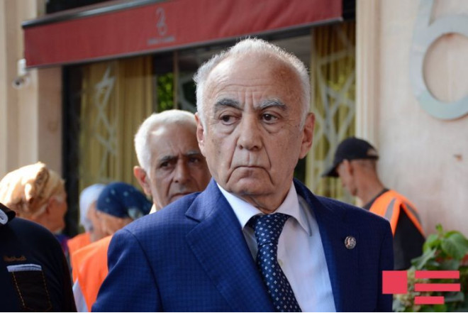 Hacıbala Abutalıbovun rayona köçdüyünü təsdiqlədi 