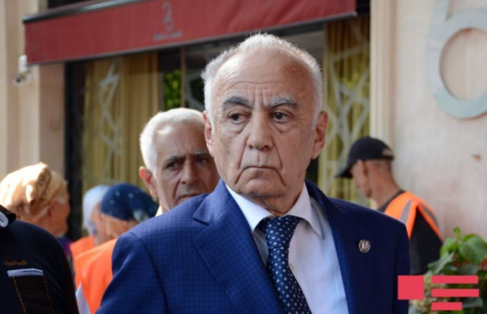 Hacıbala Abutalıbovun rayona köçdüyünü təsdiqlədi 