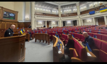 Enerji naziri böhranı boş parlamentdə müzakirə edib 