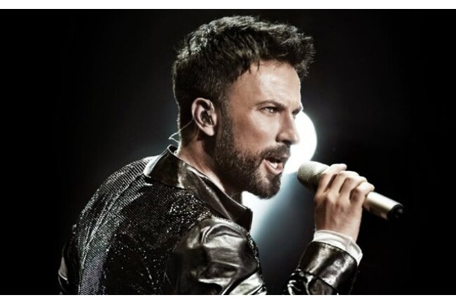 7 il sonra konsert verdi, minlərlə insan gəldi 