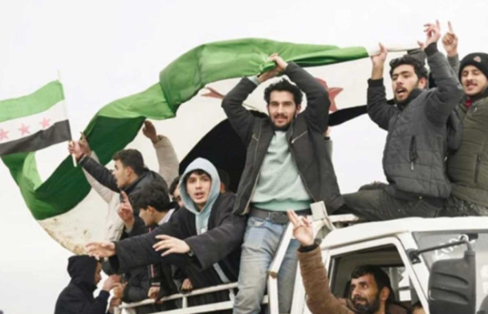 Suriya Ordusu Tabka şəhərini SDQ-dən azad edib, Rakka istiqamətində irəliləyir 