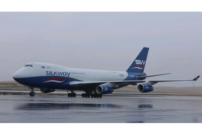 Azərbaycan yük təyyarələri Ermənistan SƏMASINDA-FOTO