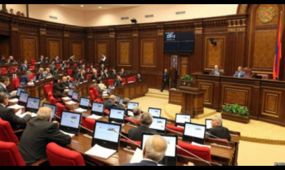 Ermənistan parlamenti sonuncu iclasa toplaşdı 