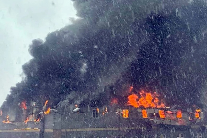 Türkiyədə fabrik yanır 