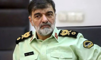 Etirazçılara polisə təslim olmağı təklif etdi 