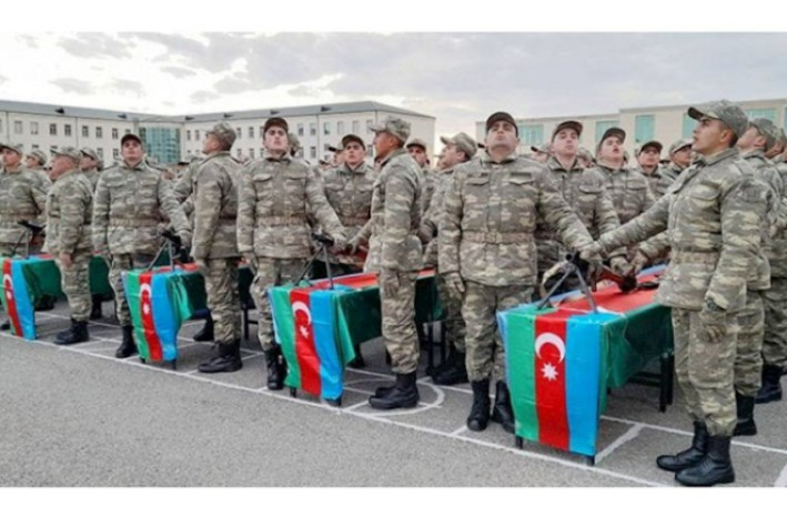 Universiteti bitirənlər hərbi xidmətdən azad olunacaq