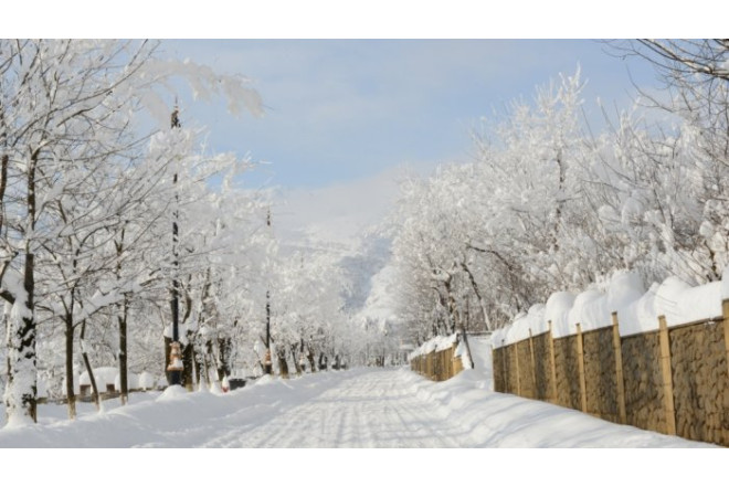 Əsrarəngiz Hadrutda qarın hündürlüyü 80 santimetrə çatdı - FOTOLAR