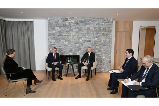 İlham Əliyev Davosda Çexiyanın Baş naziri ilə görüşdü- FOTOLAR