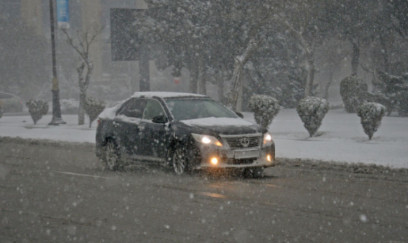 Qarlı havaya görə 1 gündə 500-ə yaxın sığorta hadisəsi qeydə alınıb 