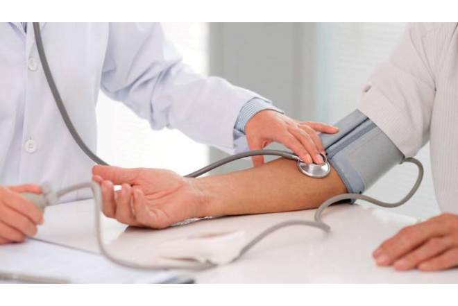 Diet sosial təzyiqə çevrilir - psixoloji risklər AÇIQLANDI