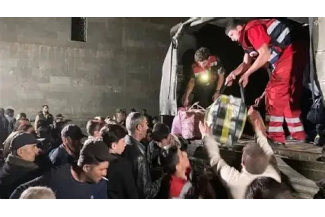 Ermənilərin başına gələn müsibətlərin əsl səbəbkarı kilsədir 