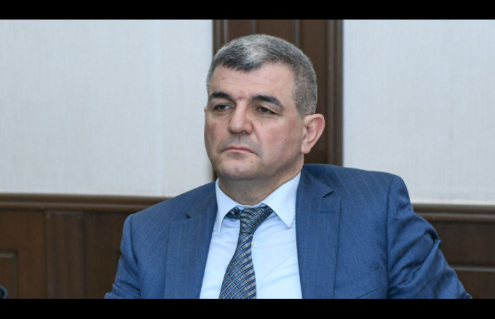 "Restoranlara dini ad verilməsi qadağan edilsin"- Fazil Mustafa