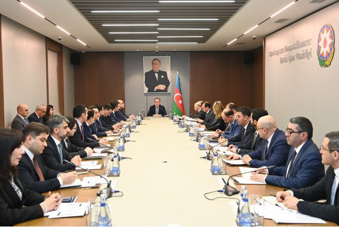 Xarici İşlər Nazirliyində geniştərkibli kollegiya iclası keçirilib 