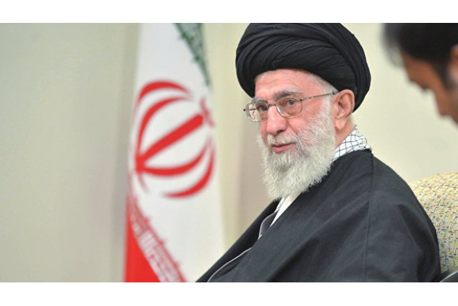 Xamenei sığınacağa köçürüldü 