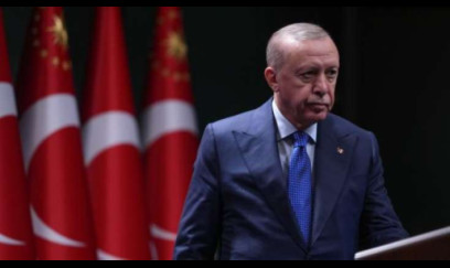 Ərdoğan əlini öpən kişiyə 8 manat verdi 