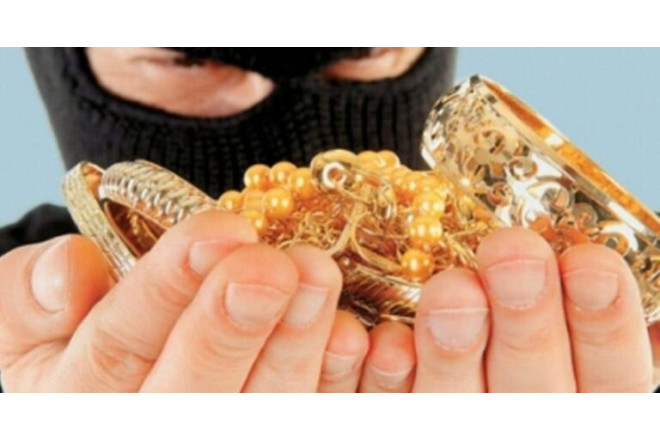 Evdən 29 min manatlıq qızıl oğurlayan şəxs saxlanıldı 