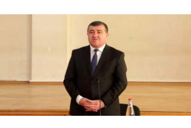 Xətai rayonunda qanunsuz tikintilər: İcra başçısının adı qalmaqalda hallanır