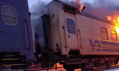 Rusiya Xarkovda sərnişin qatarına dronlarla hücum edib 