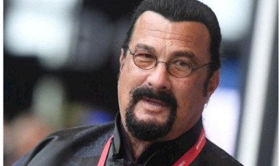 Stiven Siqal Moskvadakı malikanəsini satışa çıxarıb 