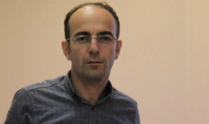 Şəmşad Ağaya anasının dəfnində iştirak icazəsi verildi