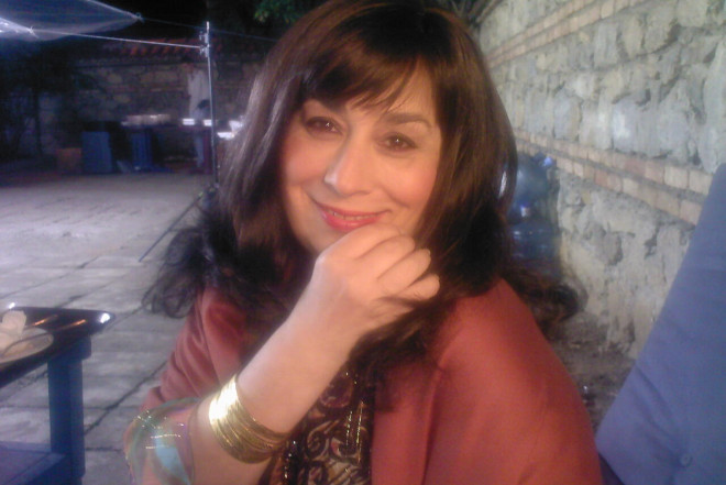 Bir zamanların tanınmış aktrisası idi, indi borc içində "üzür" - FOTO