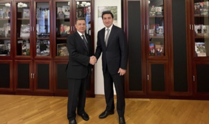 Hikmət Hacıyev Türkmənistanın ölkəmizdəki səfiri ilə görüşüb 