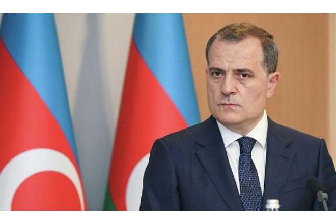 Ceyhun Bayramov BƏƏ-nin XİN başçısı ilə danışdı 