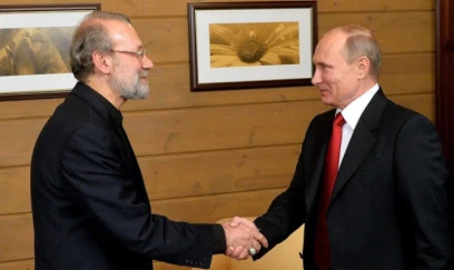 Putin Kremldə Laricani ilə görüşüb 