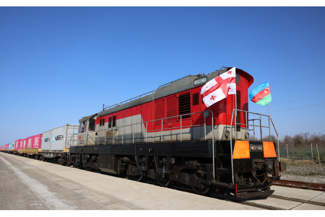 Poti-Bakı blok-qatarı yola salındı - Yükdaşıma sahəsində yenilik 