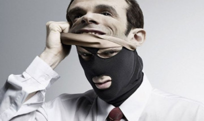 Özünü su idarəsinin əməkdaşı kimi təqdim edib, yaşlı ev sahibini aldatdı 