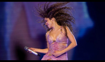 Şakira qazancı ilə rekord qırdı 