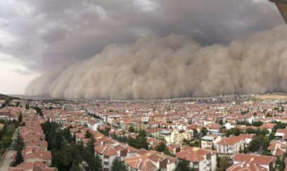 Liviyada qum fırtınası - Məktəblər bağlandı