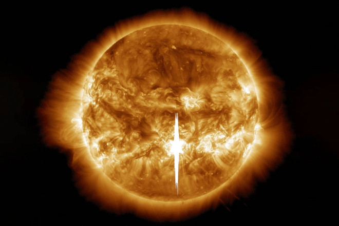 Günəşdə güclü partlayış 