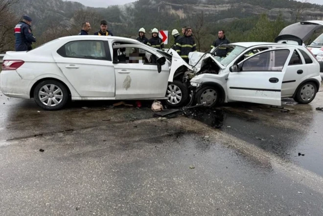 Antalyada  ağır yol qəzasında 6 nəfər ölüb- FOTO