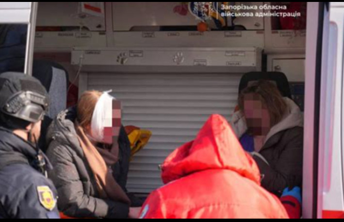 Ukraynada doğum evi vuruldu - Yaralılar var+Fotolar