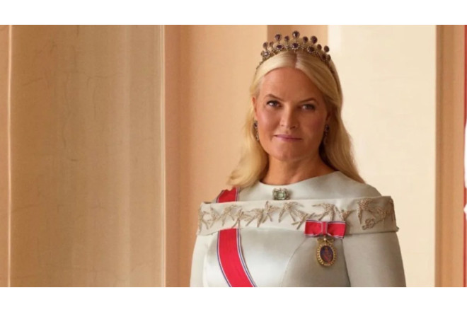 Norveç şahzadəsinin Epşteynlə yaxın dost olduğu ortaya çıxdı 