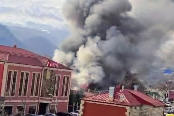 Qusarda hostel, kafe və avtoyuma məntəqəsi yandı 