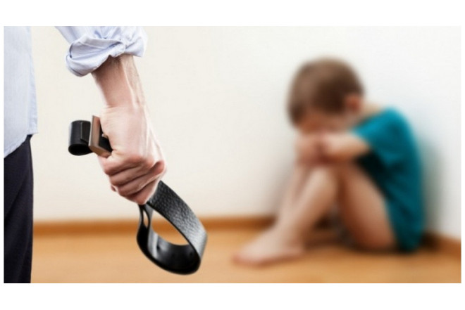 Bakıda ana sevgilisi ilə birlikdə azyaşlı oğluna işgəncə verdi 