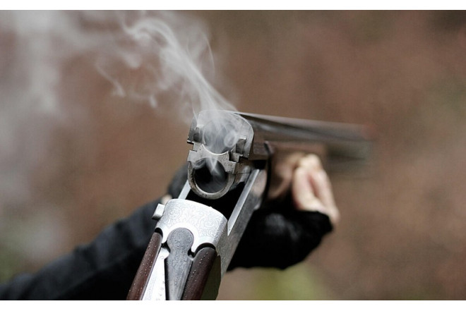 Bakıda şagird müəllimi GÜLLƏLƏDİ-YENİLƏNİB