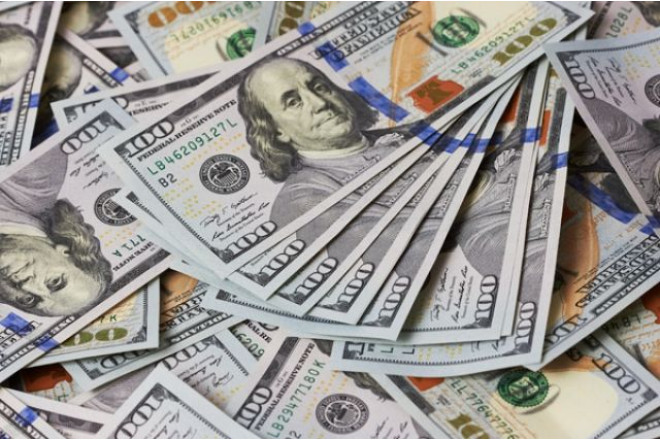 İranda dollar kəskin bahalaşdı 