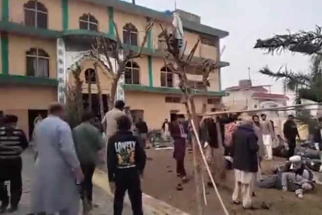 İŞİD İslamabadda məsciddə törədilən terror aktına görə məsuliyyəti öz üzərinə götürüb 