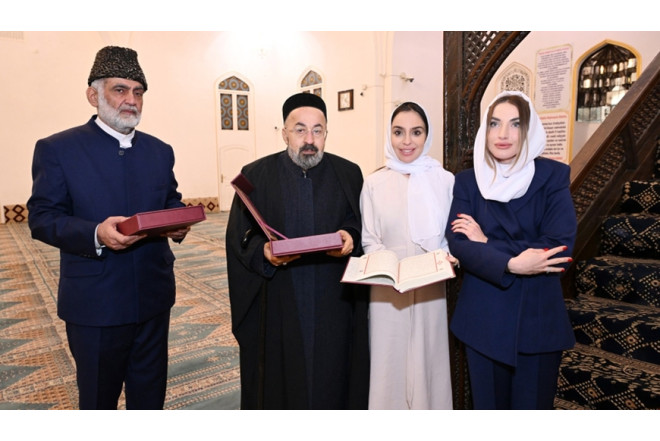 "Qurani-Kərim” hədiyyə etdilər - FOTO
