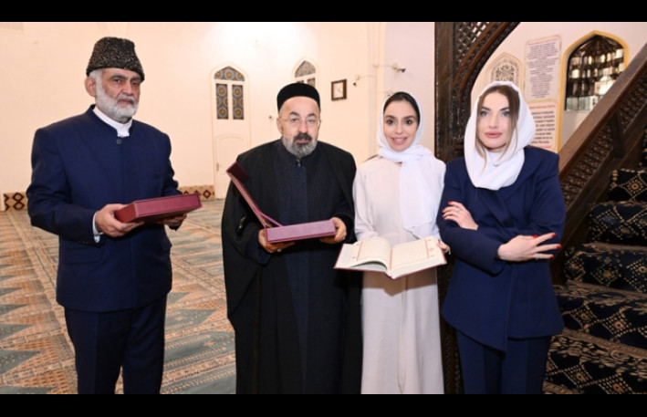 "Qurani-Kərim” hədiyyə etdilər - FOTO