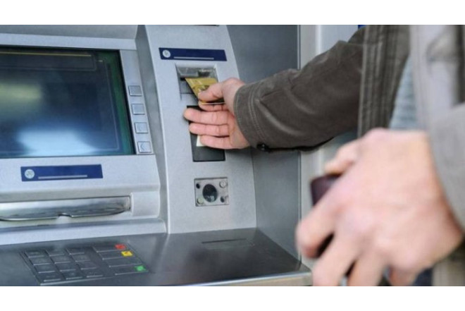 Bu şəxslərin maaşları artacaq 